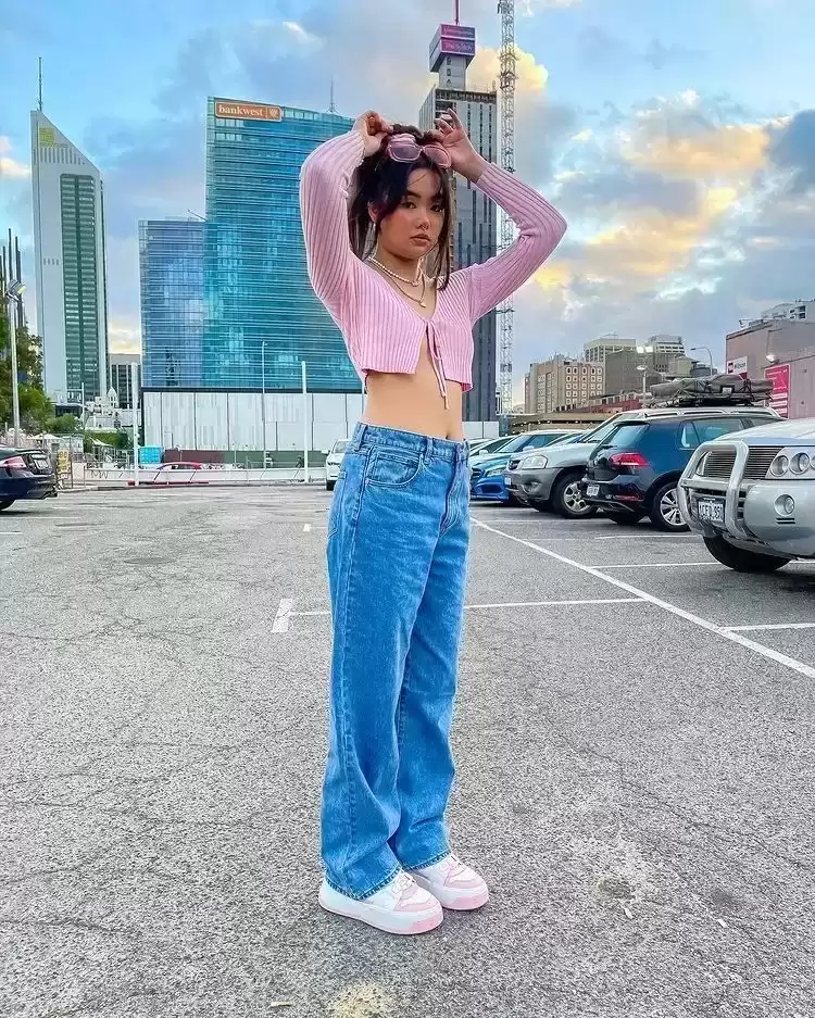 梨形身材穿衣搭配图 梨形身材的搭配方式，速来码住