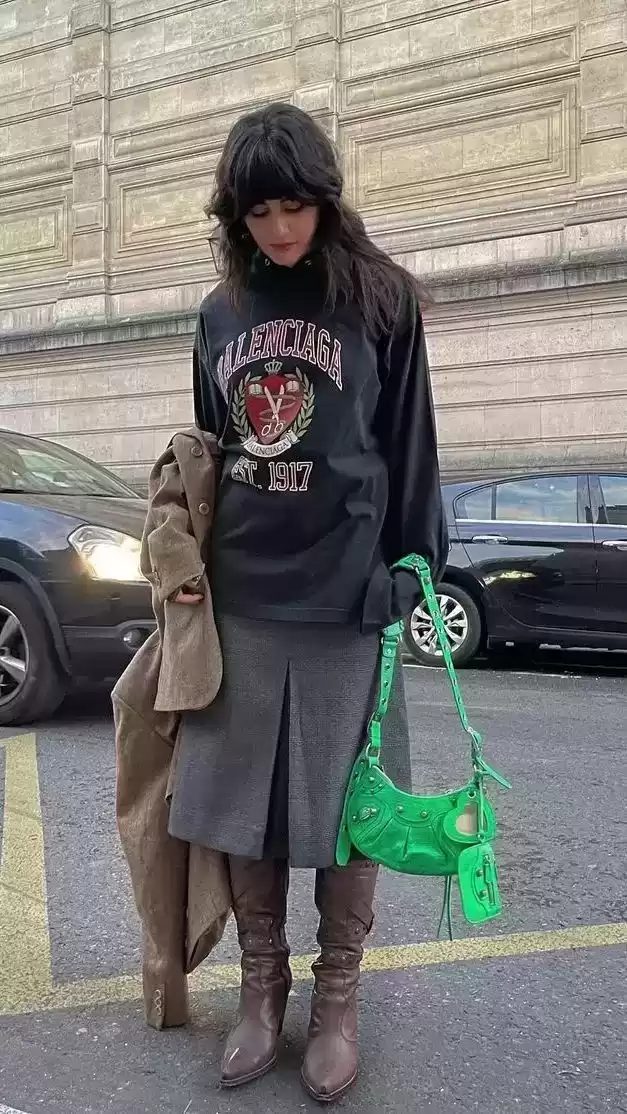 梨形身材穿衣搭配图 梨形身材的搭配方式，速来码住