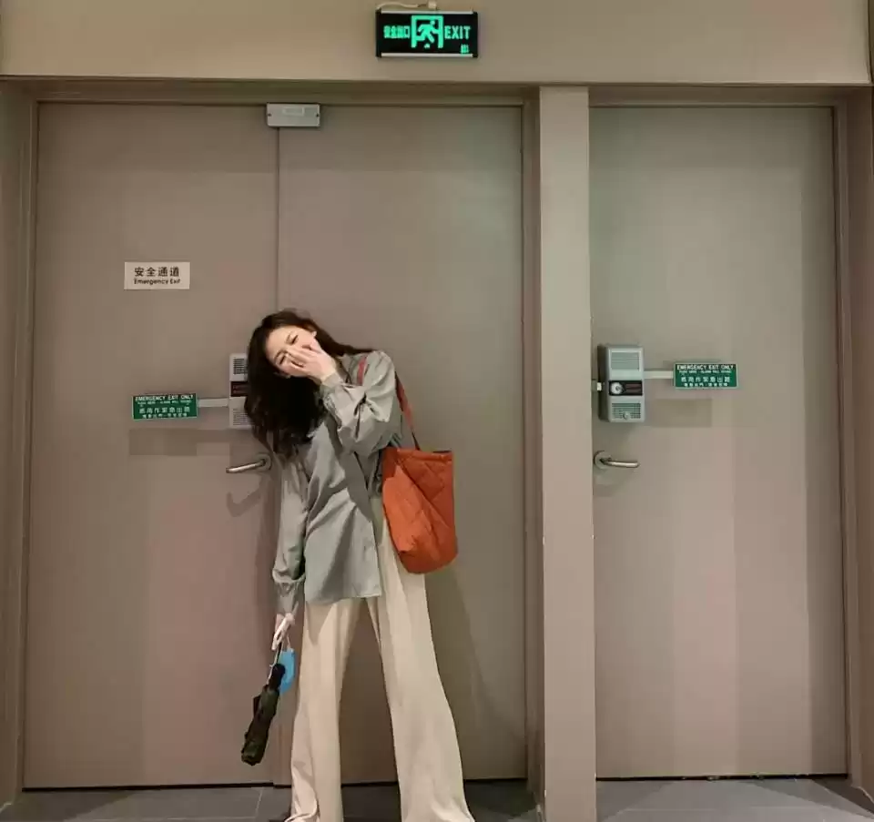 气质穿衣搭配 越有气质的女人会穿，穿衣打扮照着这十款穿，洋气百搭又减龄