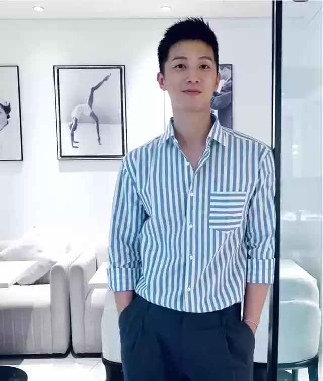 40岁男士穿搭蜕变指南:摒弃陈旧造型,成就高级显高风范 40岁男士穿搭蜕变指南:摒弃陈旧造型,成就高级显高风范