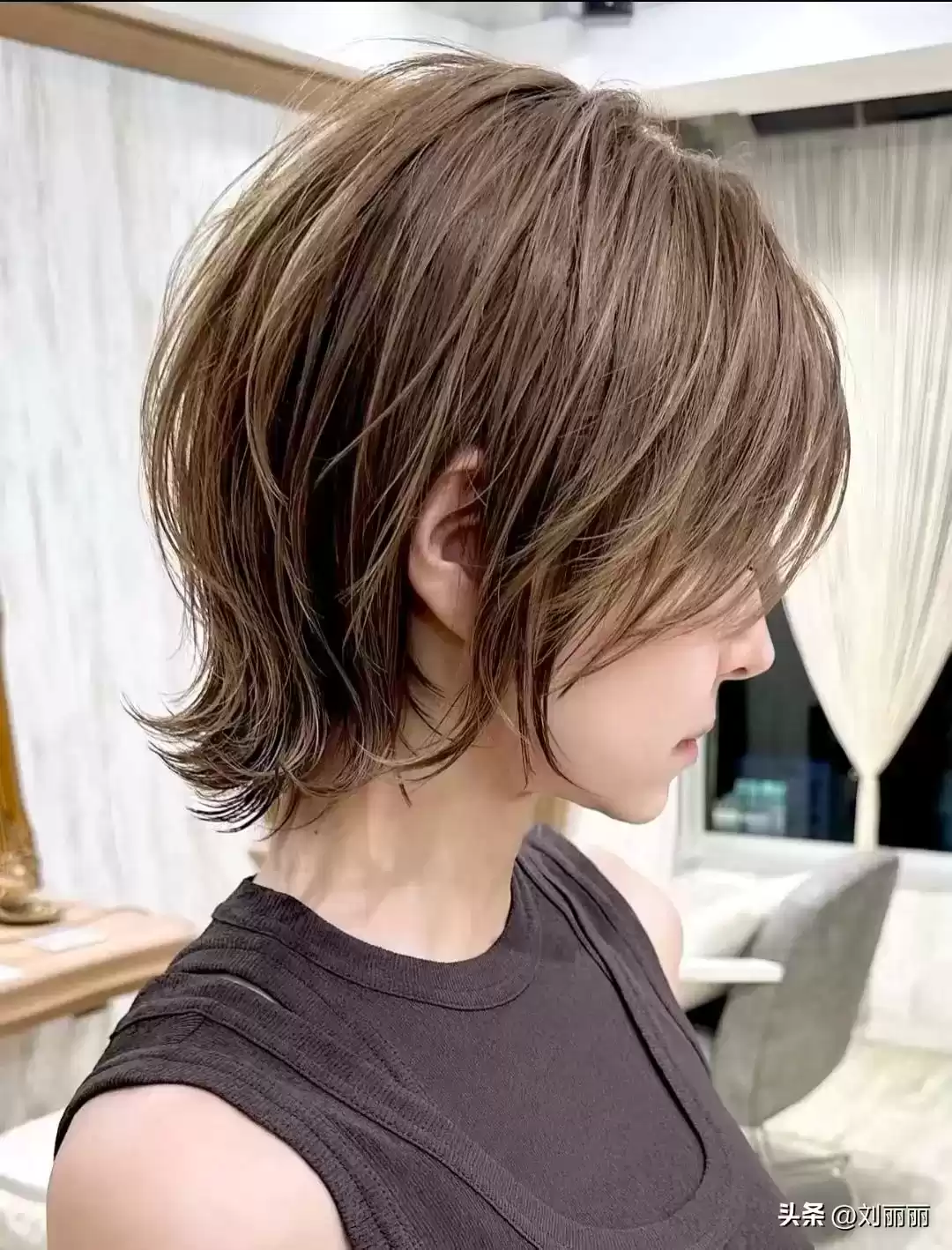 短发的穿衣搭配 别再对短发有偏见！这些造型让你一天被要3次链接