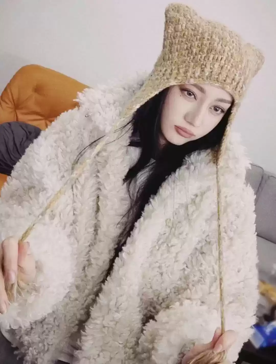 女生冬天穿衣搭配 要时髦也要保暖！女明星们的冬日杀手锏