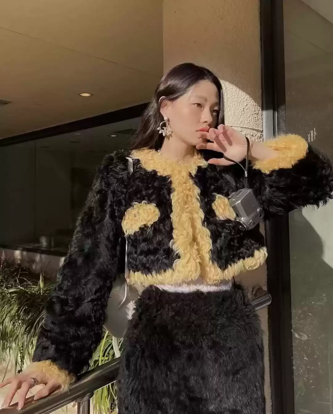 女生冬天穿衣搭配 要时髦也要保暖！女明星们的冬日杀手锏