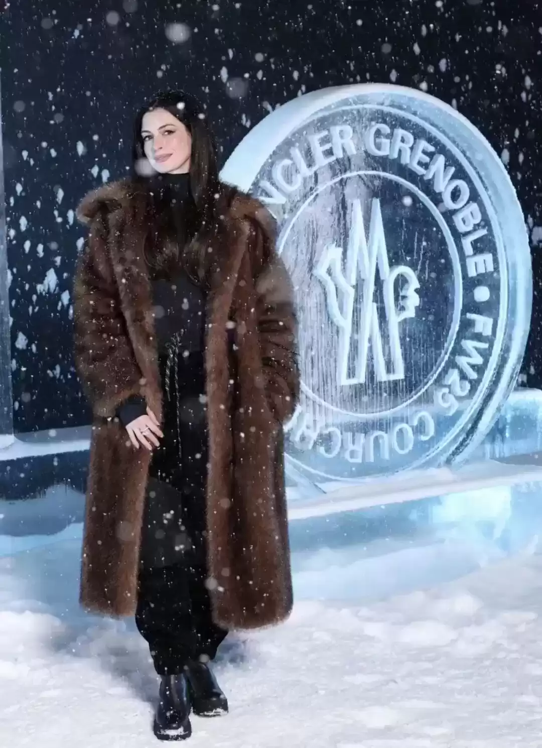 女生冬天穿衣搭配 要时髦也要保暖！女明星们的冬日杀手锏