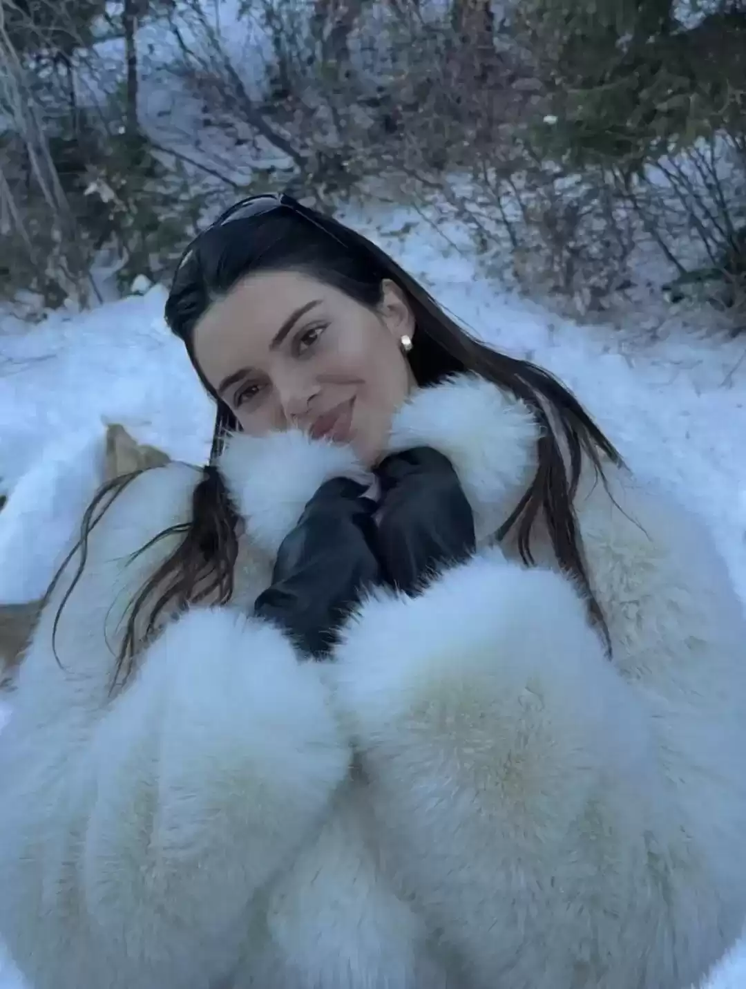 女生冬天穿衣搭配 要时髦也要保暖！女明星们的冬日杀手锏