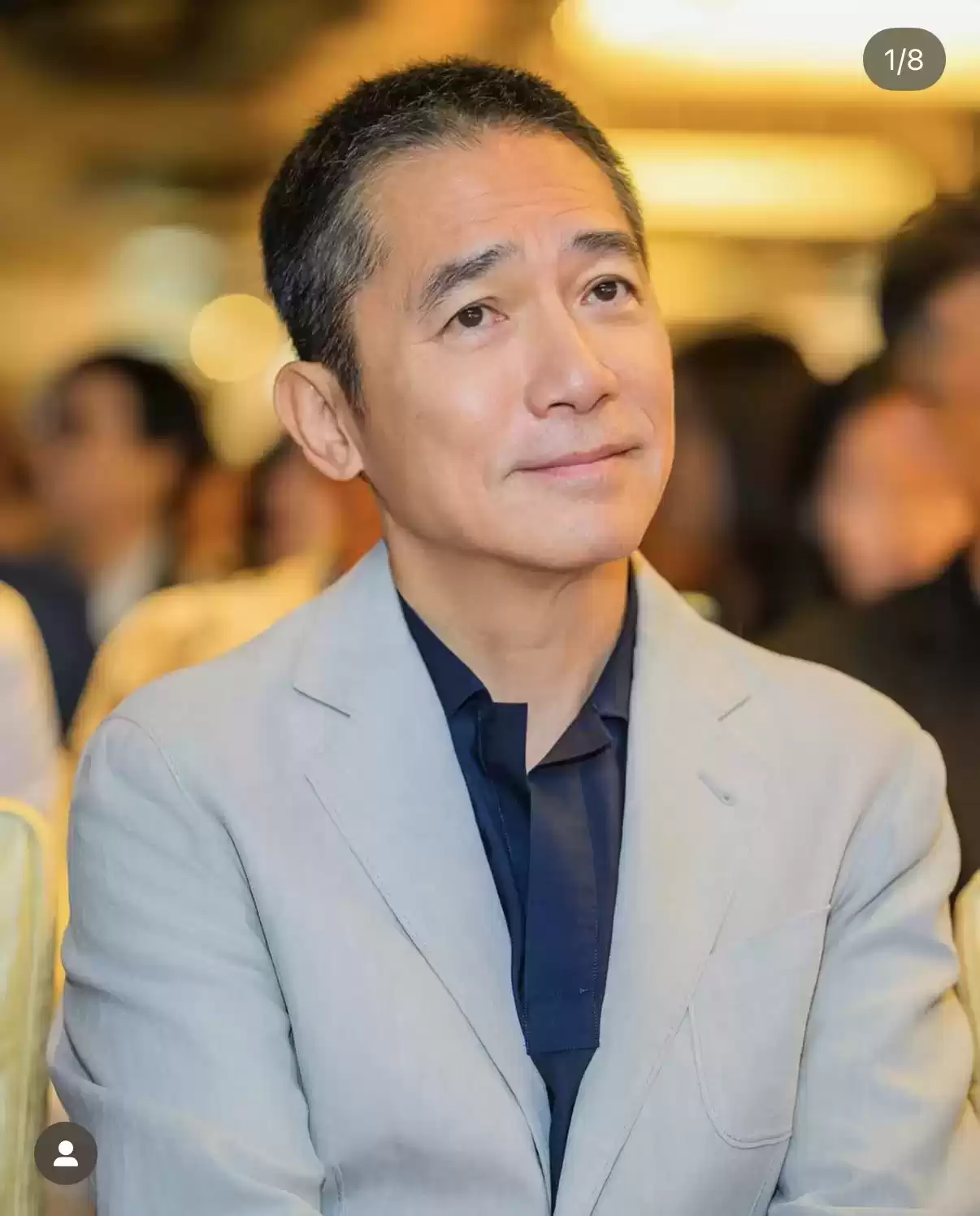 梁朝伟的简约风尚：63岁影帝车展低调试驾，亿万身家坚持开旧车