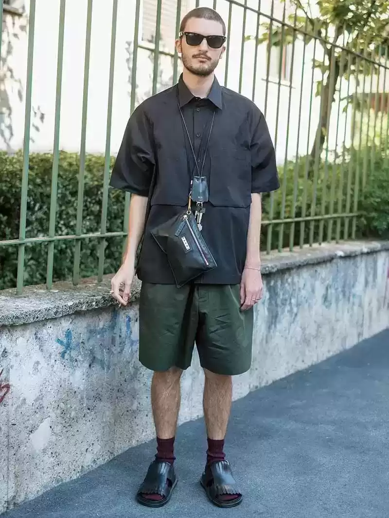 瘦人穿衣搭配终极指南：告别瘦弱印象，打造自信造型