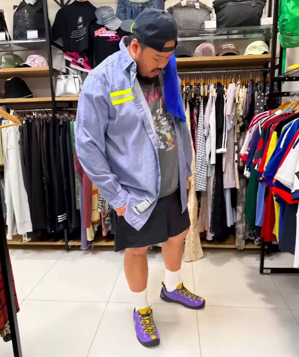 微胖男士穿搭逆袭指南:身材不设限,街拍达人示范矮胖型男养成术 微胖男士穿搭逆袭指南:身材不设限,街拍达人示范矮胖型男养成术