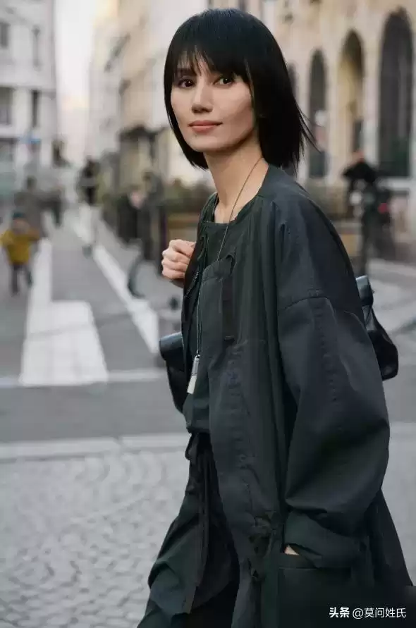 骨架宽的女生穿衣搭配