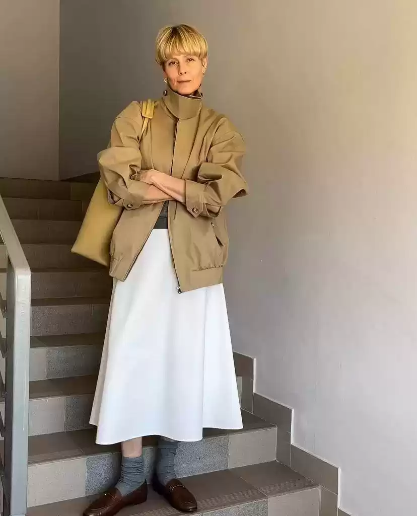 五种体型穿衣搭配 等你老了，远离“大锅乱炖”穿搭，气质穿搭从来都是越简单越高级