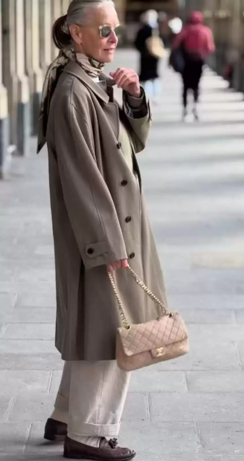 五种体型穿衣搭配 等你老了，远离“大锅乱炖”穿搭，气质穿搭从来都是越简单越高级