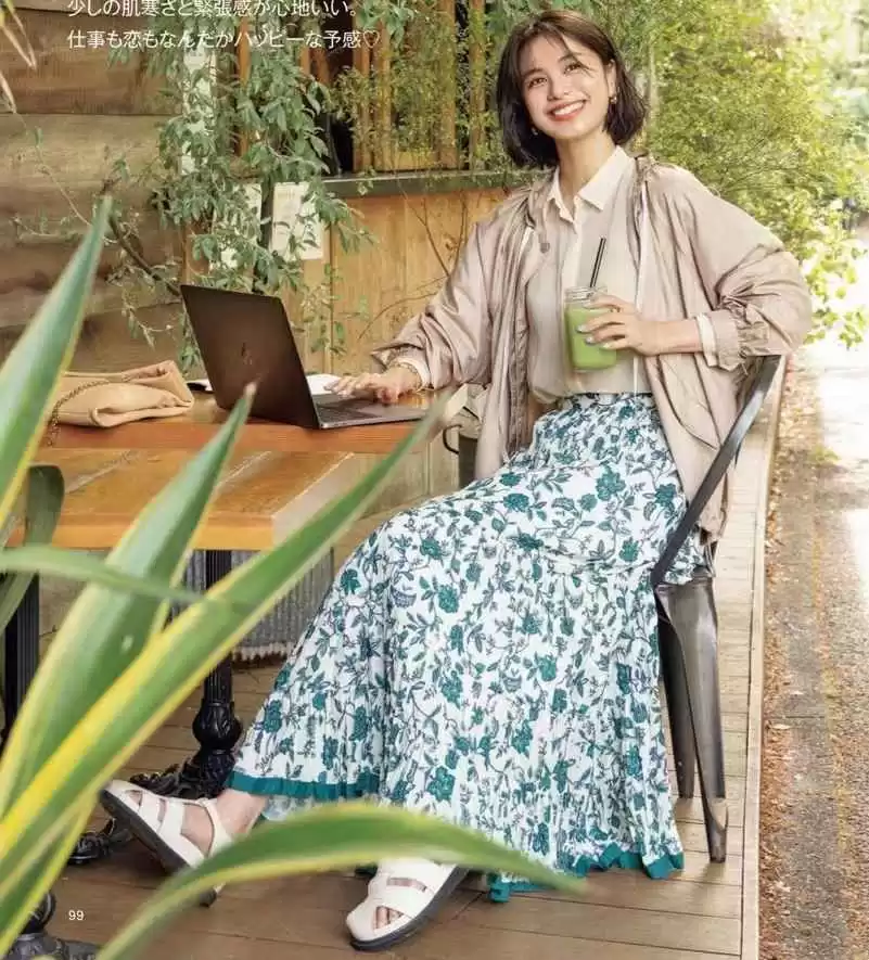 暑天通勤穿搭宝典:14套搭配让你清爽上班一整天!