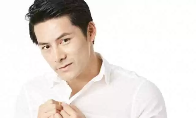 男人穿衣搭配核心秘诀:4套思路轻松穿出高级感 男人穿衣搭配核心秘诀:4套思路轻松穿出高级感