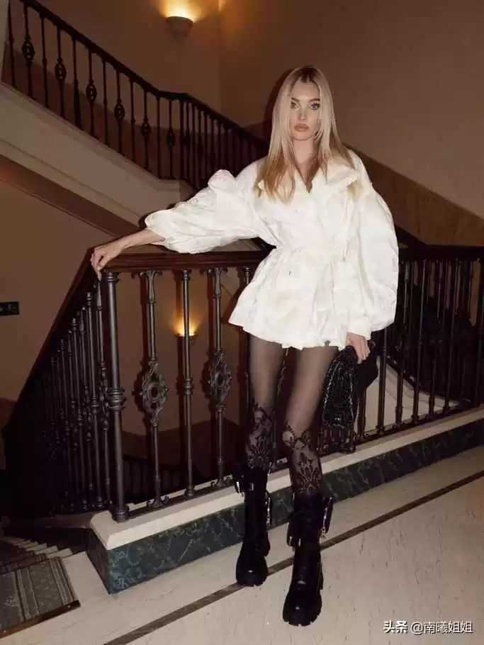 夏日丝袜穿搭秘籍:掌握这几种穿法,轻松穿出高级感