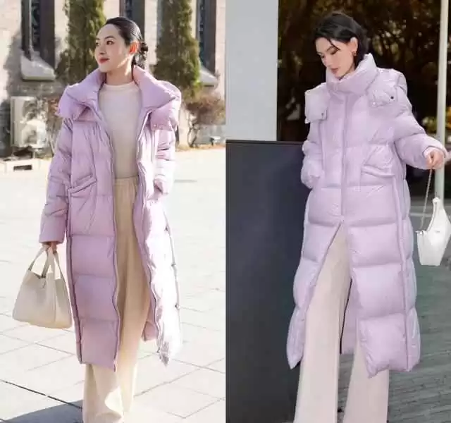 南方早春穿搭指南:羽绒服+白裤子,40+女性轻松穿出高级感