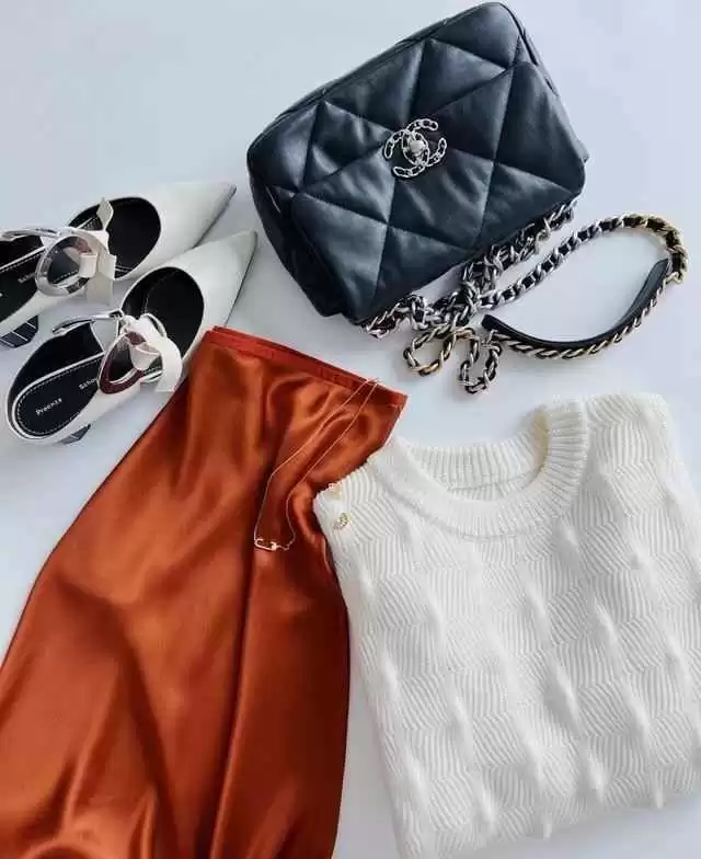 早秋甜美通勤穿搭:13套温柔风Look让你高级又舒适