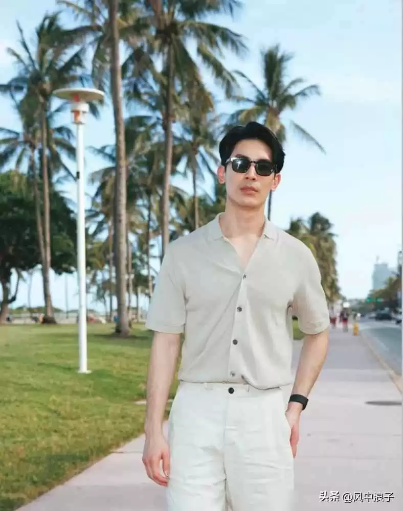 泰星SonYuKe夏日穿搭秘籍:不紧绷的性感与衣冠楚楚的满分示范