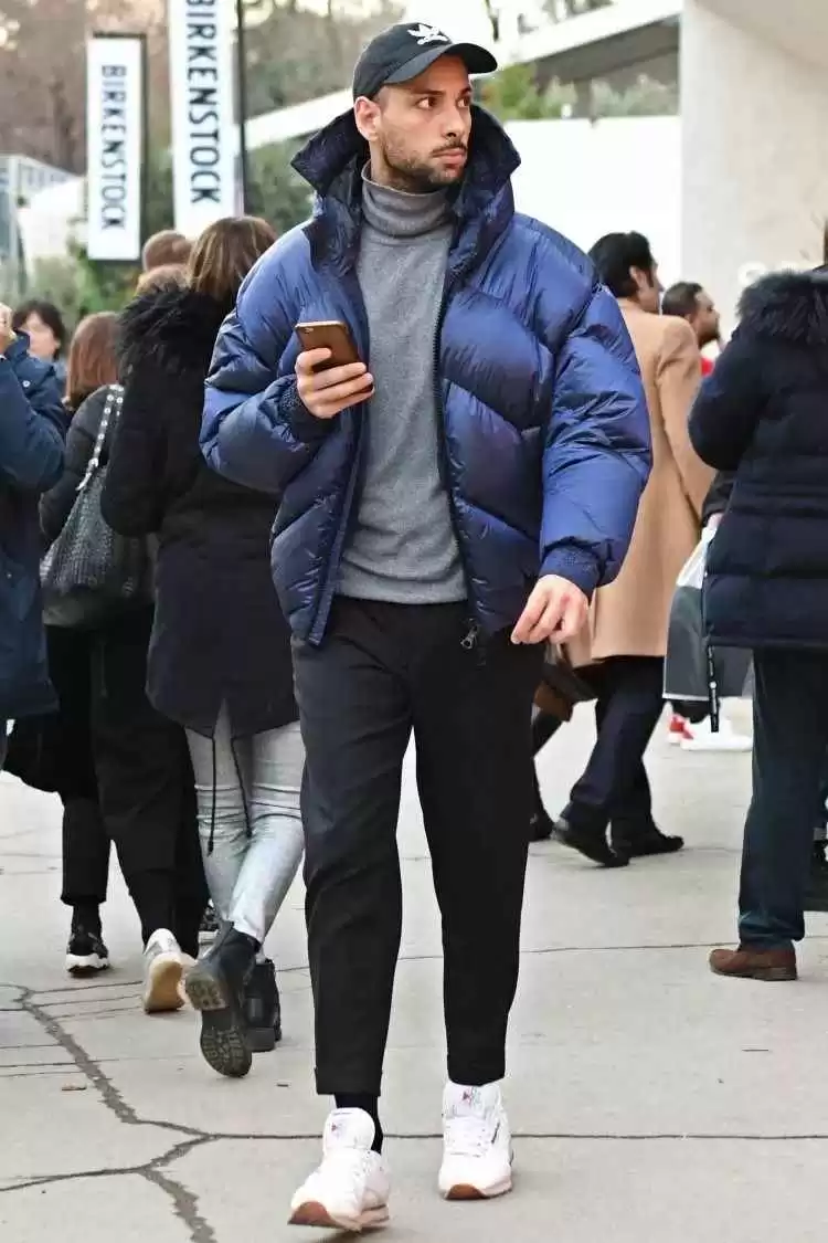 穿衣搭配男生高领 男人穿高领毛衣显得很娘?那是你对高领毛衣一无所知