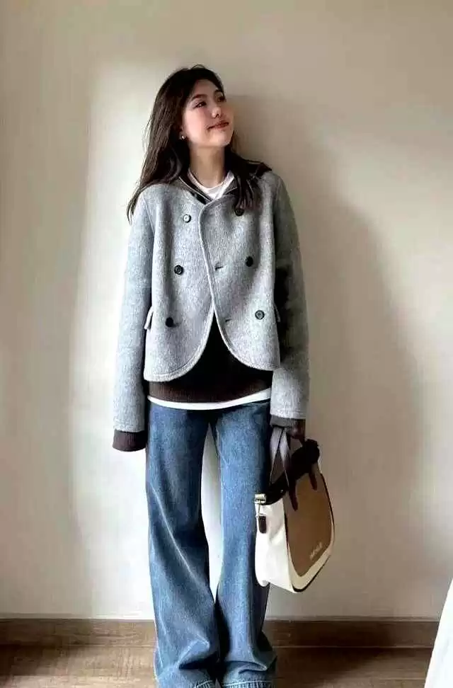 穿衣黑灰搭配 这么高级的“黑灰系”,穿在身上美爆了,8个时尚搭配模板