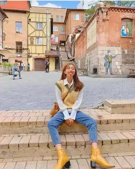 约会穿搭秘籍：简单大方，轻松打造女神范儿