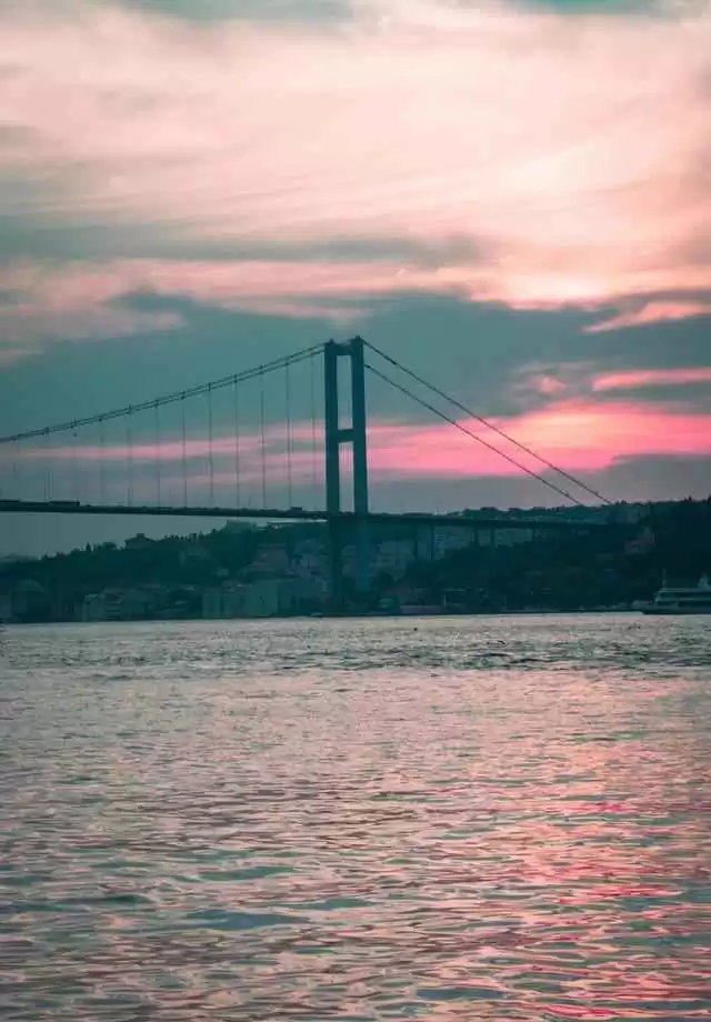 穿衣搭配技巧:33毫秒内,你的形象如何决定社交成败