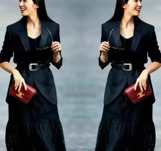 中年女性秋季叠穿秘籍:3种搭配与4个技巧,保暖时髦一步到位