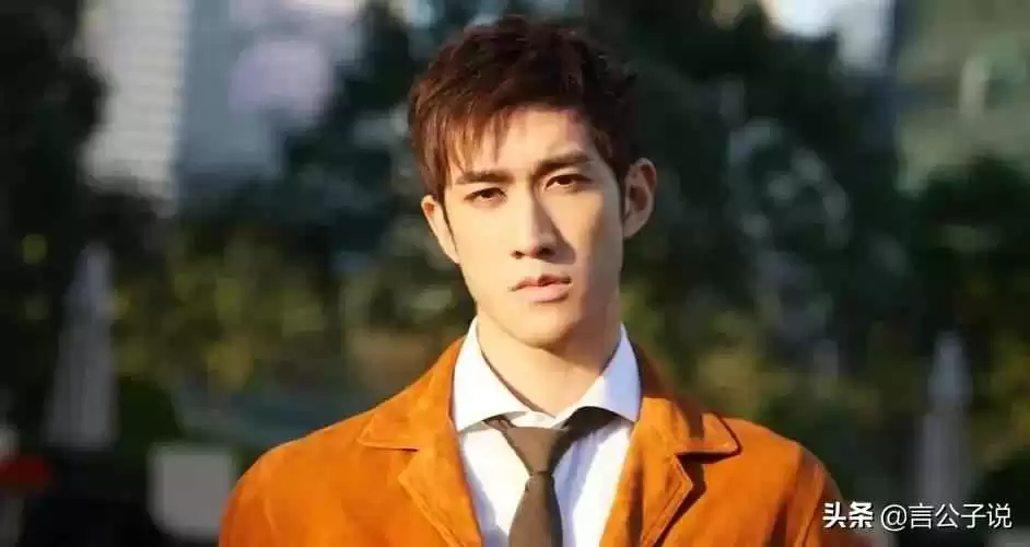 男士长脸穿衣搭配：长着一张“大长脸”也好看的7位男星，个个英俊帅气，高级感十足