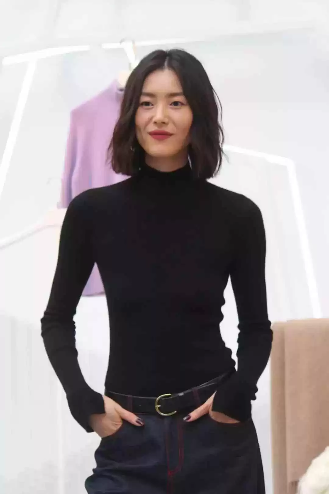 短发冬衣穿衣搭配:九款简单利落的冬季发型指南