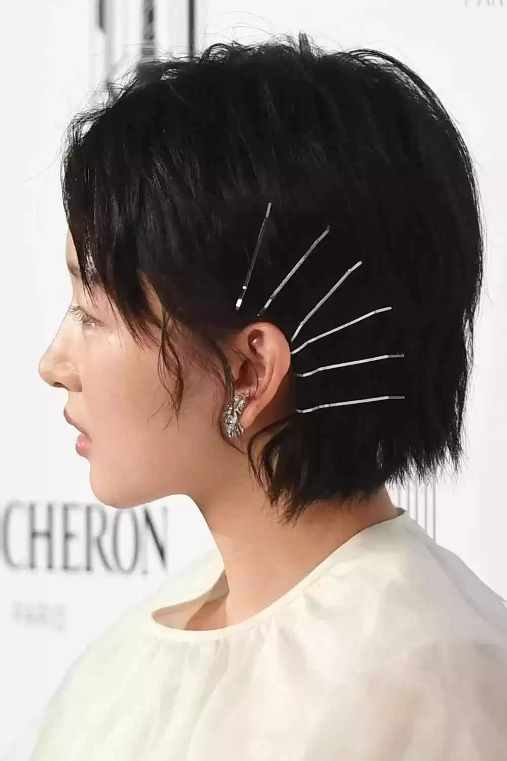 短发冬衣穿衣搭配:九款简单利落的冬季发型指南