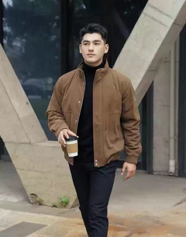 意大利男士冬日穿搭攻略:美拉德色系让你告别臃肿,轻松穿出高级感