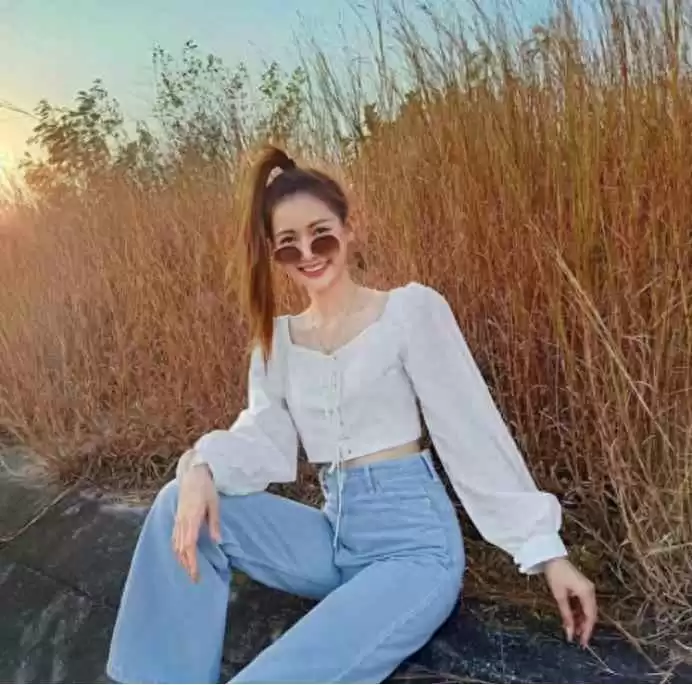 矮个子穿衣搭配全攻略:小个子女生如何穿出高挑时尚感?