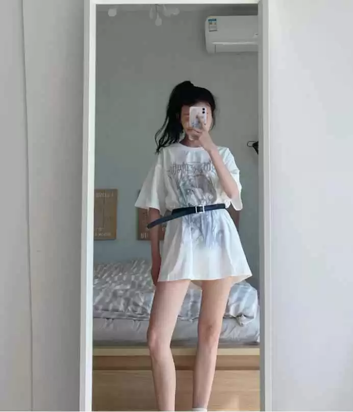 矮个子穿衣搭配全攻略:小个子女生如何穿出高挑时尚感?