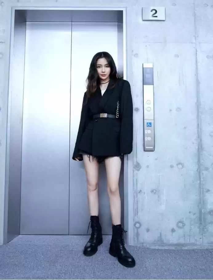 矮个子穿衣搭配全攻略:小个子女生如何穿出高挑时尚感?