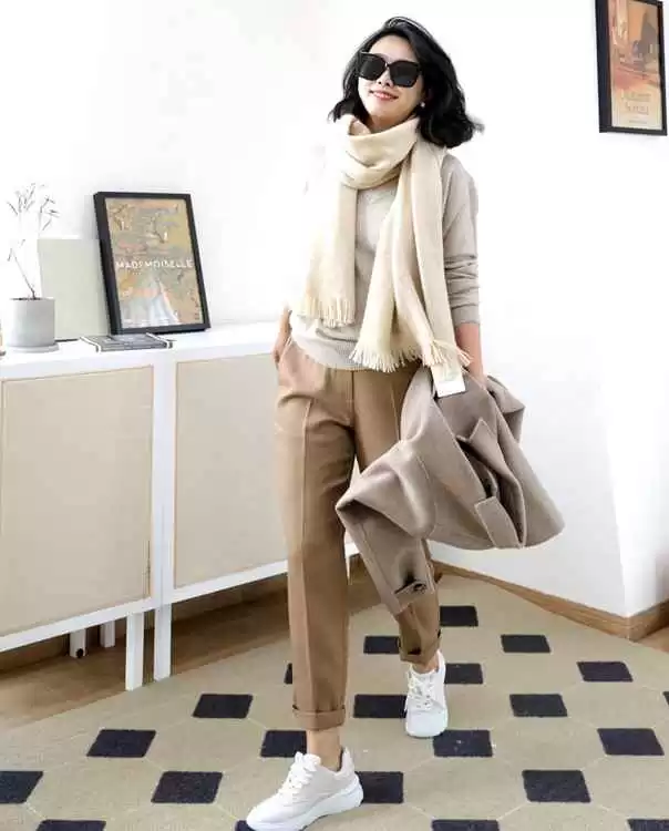 微胖中年女人春季穿搭指南:5个实用建议让你显瘦又时尚