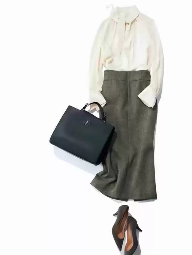 2023职场穿搭秘籍:优雅女性的混搭技巧,轻松穿出得体自信