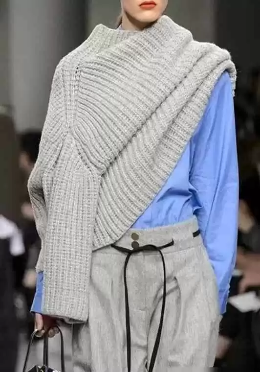 灰蓝色穿衣搭配 灰色+蓝色,绝美高级感“配色”,冬天这样穿搭太显气质了