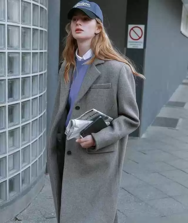 灰蓝色穿衣搭配 灰色+蓝色,绝美高级感“配色”,冬天这样穿搭太显气质了