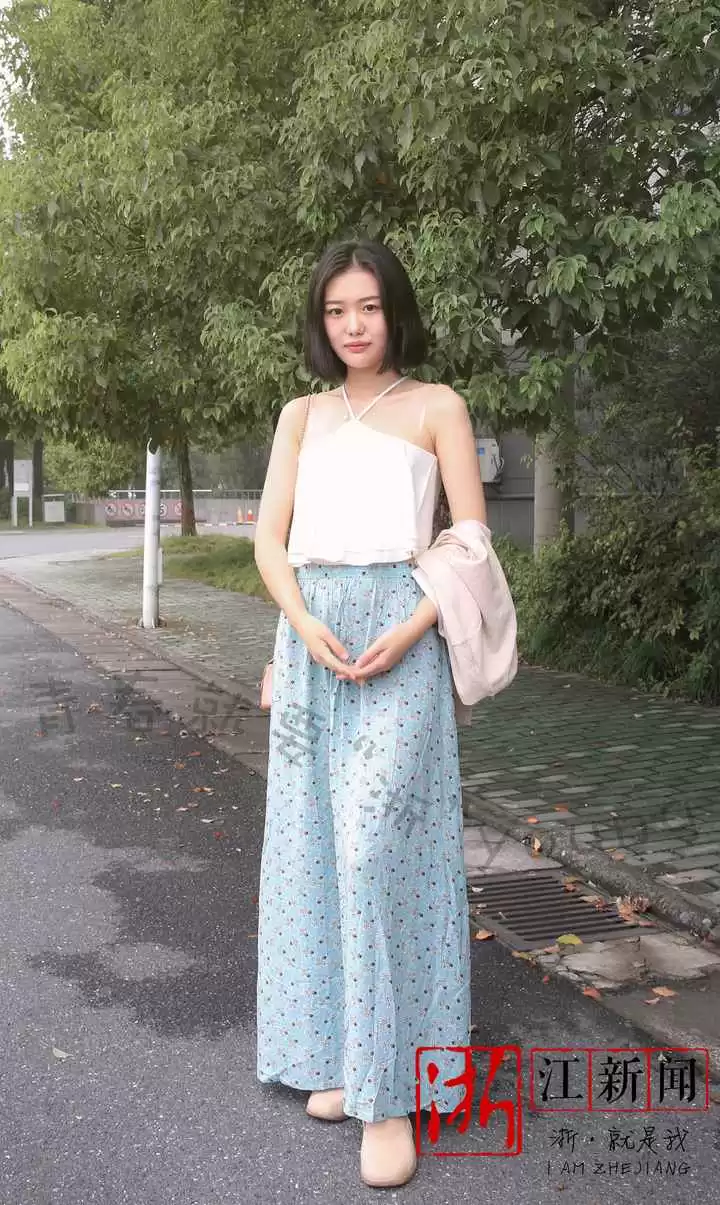 温州秋季穿衣搭配 街拍|乱穿衣的季节,最会搭配的你