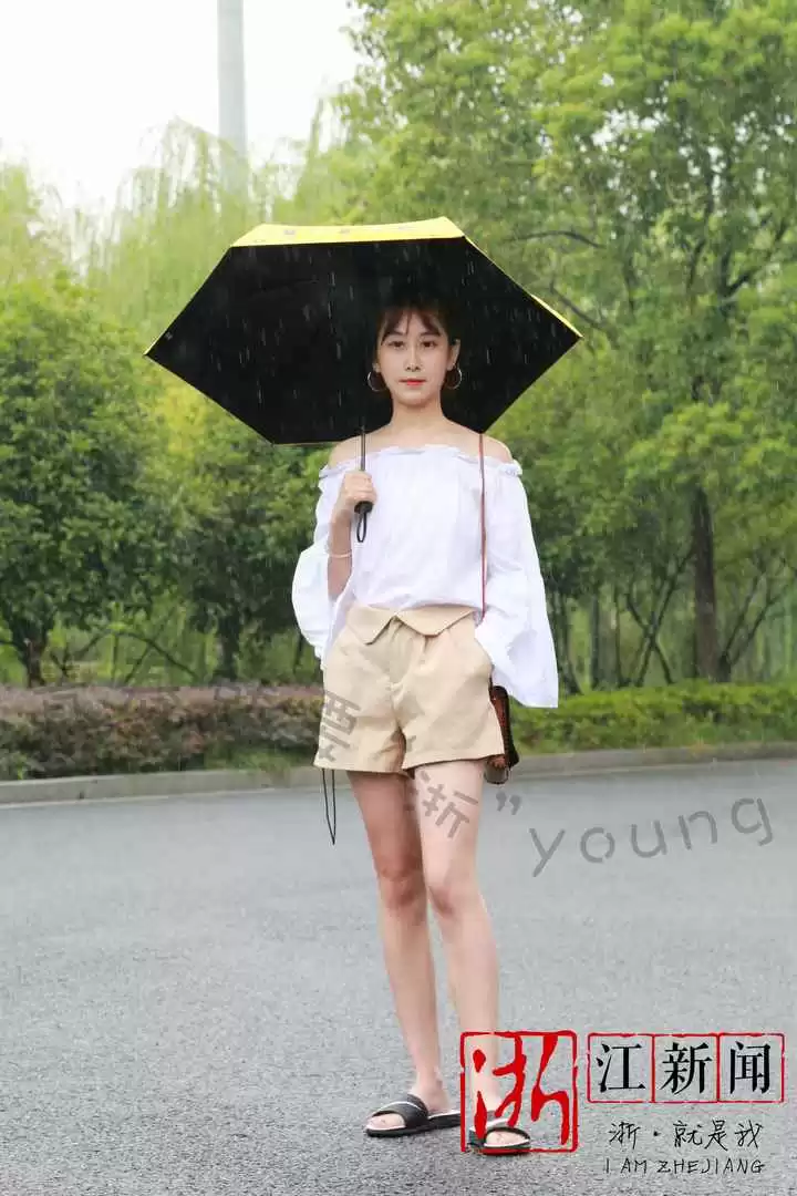 温州秋季穿衣搭配 街拍|乱穿衣的季节,最会搭配的你