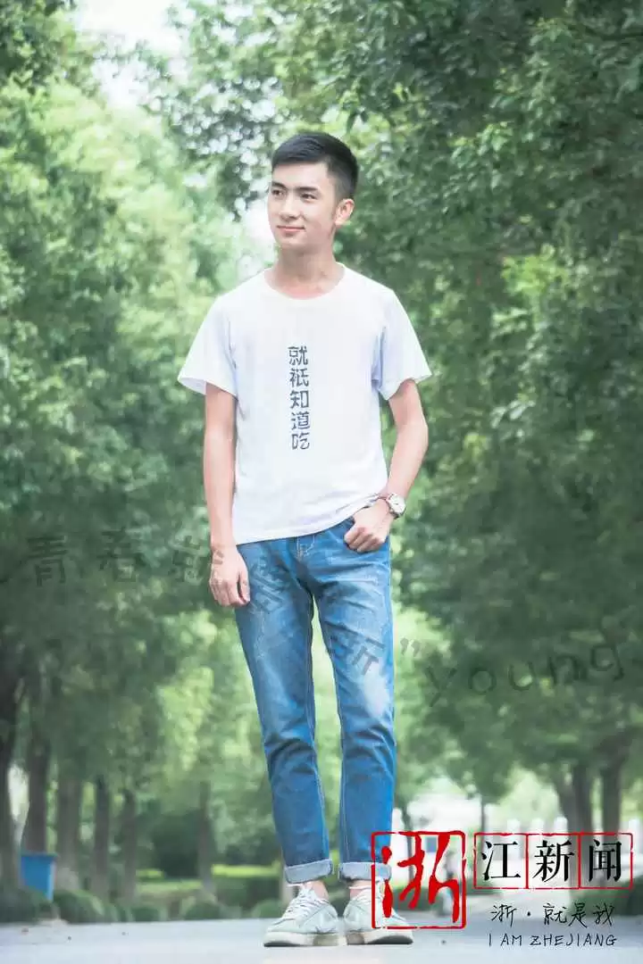 温州秋季穿衣搭配 街拍|乱穿衣的季节,最会搭配的你