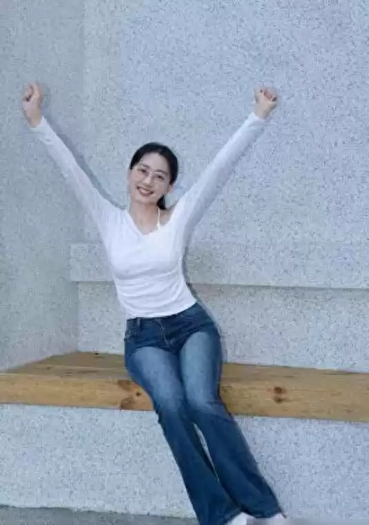 X体型女生显高穿搭秘籍：轻松打造高挑女神范