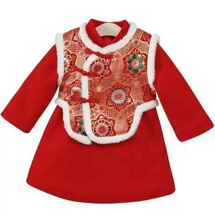 新年穿搭不发愁：9件衣服搞定一周搭配，时尚变简单