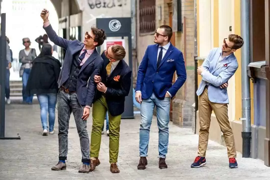 肩窄男士穿衣搭配技巧：3招显壮方法，告别竹竿身材