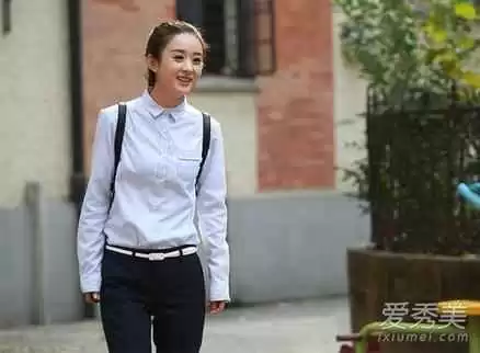 30岁男白领冬天穿衣搭配:黑白穿搭法,不装嫩不油腻,出门舒服又体面 30岁男白领冬天穿衣搭配:黑白穿搭法,不装嫩不油腻,出门舒服又体面