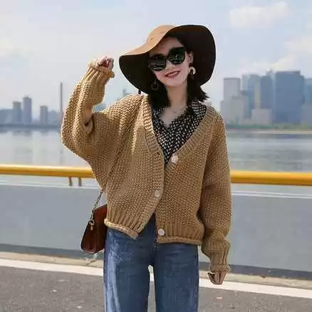 日韩毛衣穿搭宝典：换季必备9套韩系搭配，洋气保暖美翻天