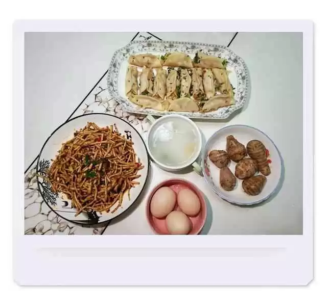 初中女穿衣搭配图片 初中生妈妈不知道做啥早餐,一周不重样搭配供参考