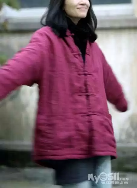 一件中式制服棉袄，如何让冬日职场既暖又飒？