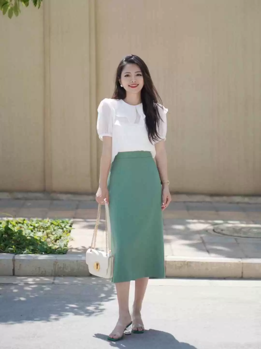 毕业季面试穿搭全攻略：学生党必看，轻松赢取好印象