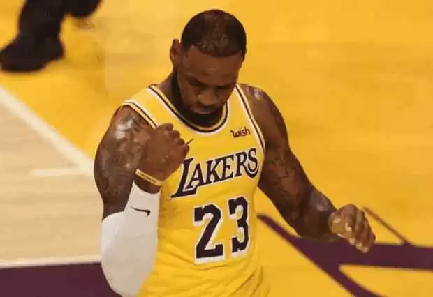 NBA品牌地图：从球场战靴到潮流联名，一篇说清所有官方合作