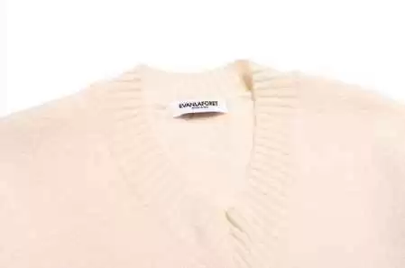 冬天里那件让你又爱又恨的羊毛衫到底该怎么挑